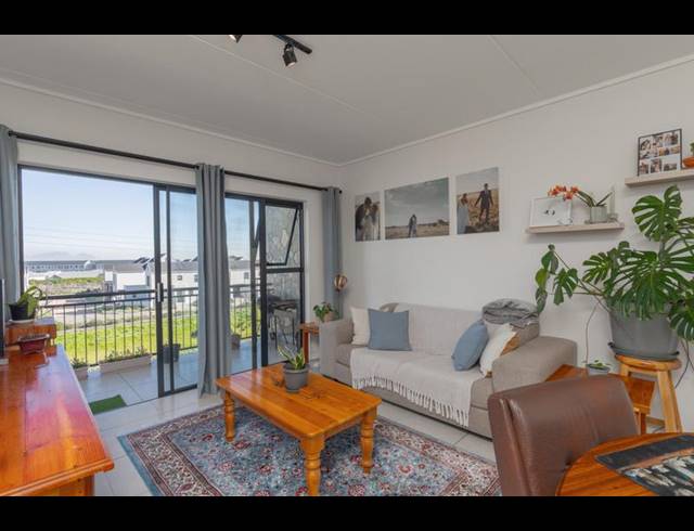 2 BEDROOM APARTMENT FOR SALE IN THE HUNTSMAN
